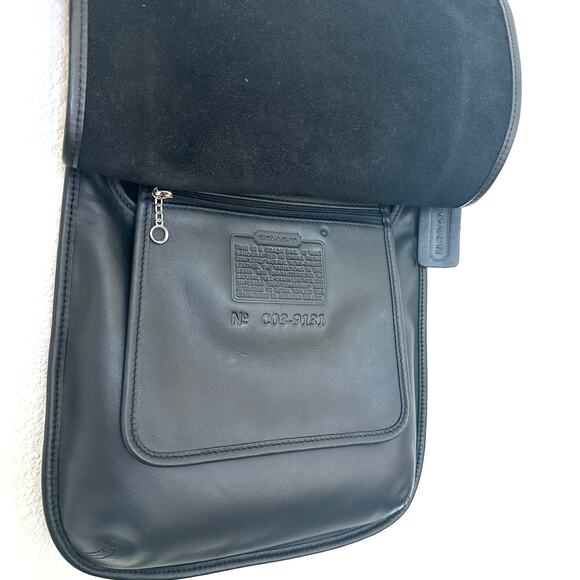 Coach HOBO Women's Bag - Picture 8 of 9